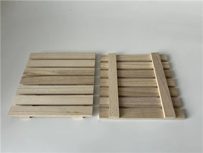 Coaster kayu