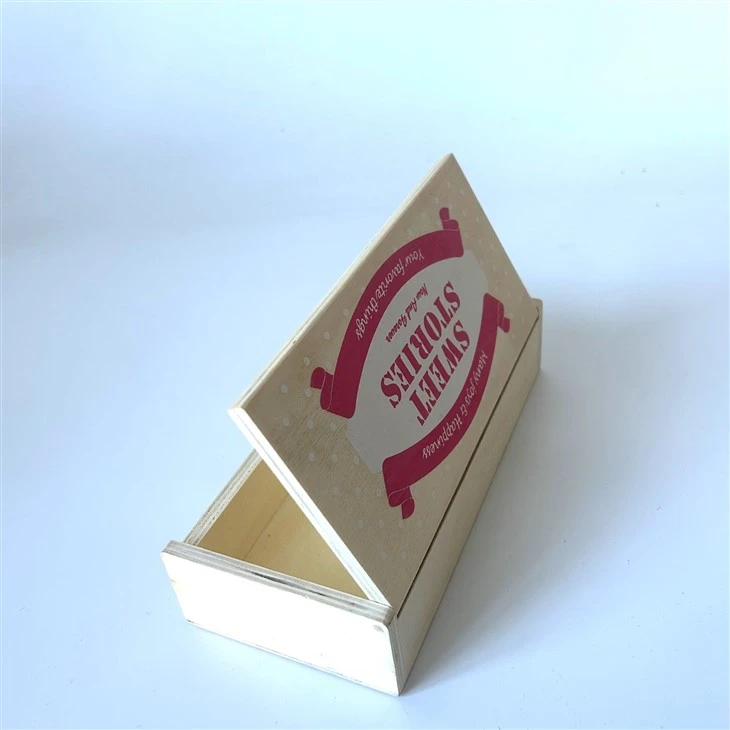 Kotak pensil kayu